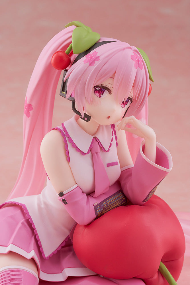 Hatsune Miku - Sakura Miku - Desktop Cute Prize Figure (Cherry Cushion Ver.)
